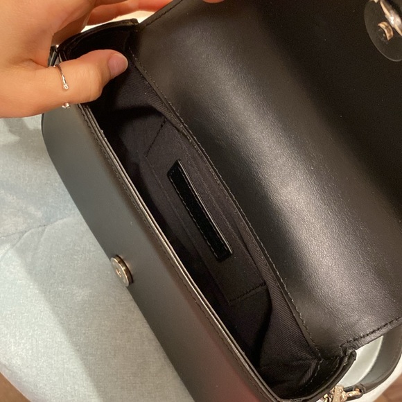 Mach and mach shoulder bag - Picture 10 of 10